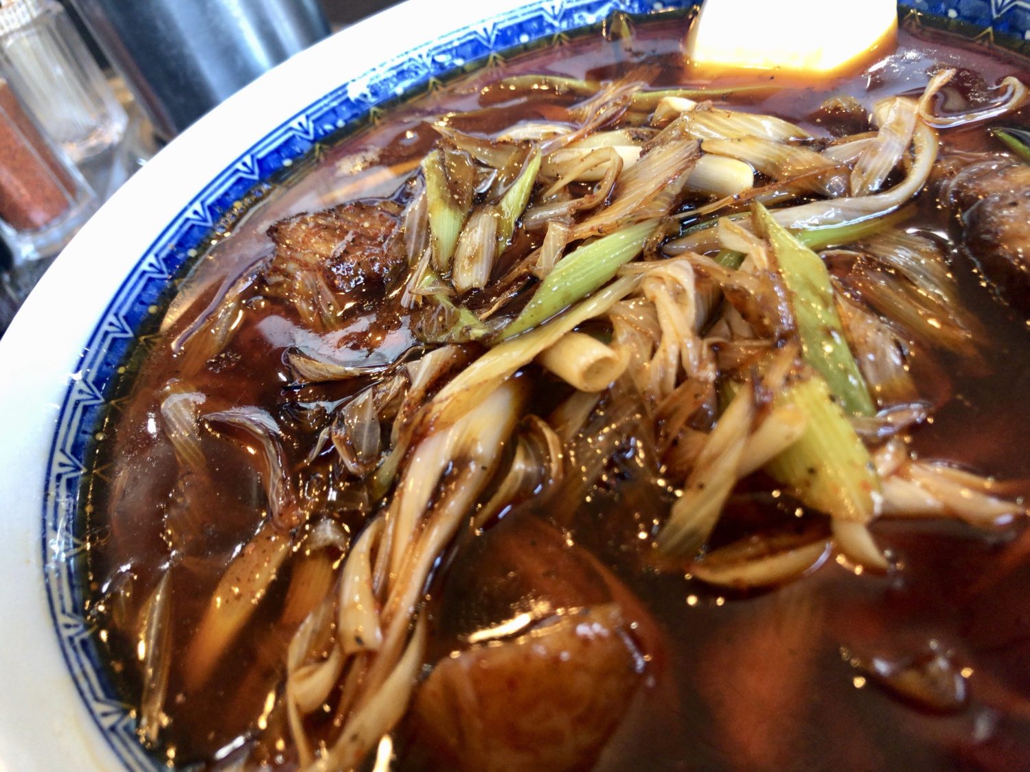 あさ利』「ネギラーメン+炒飯」青森県青森市栄町 - 主にラーメン日記 by harusakikai@はてな