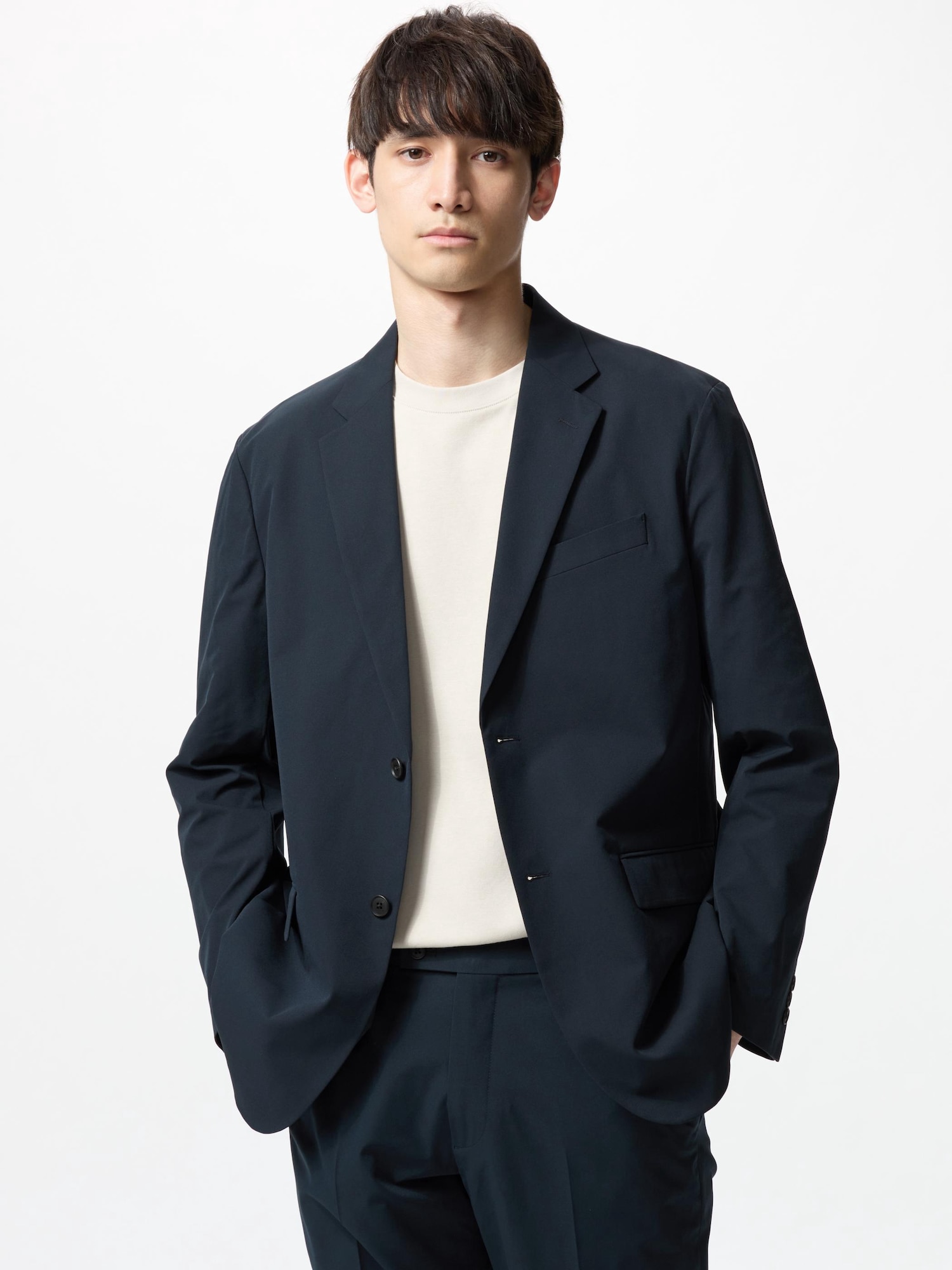 はじめてのユニクロスーツ選び！就活生・新社会人必見 - YouTube