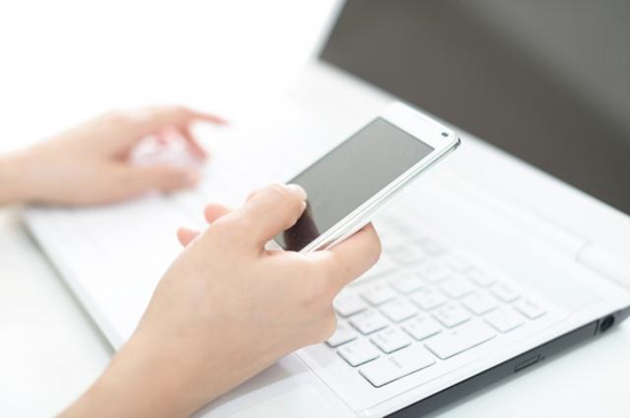 ビジネスメールでお断りする際のポイントとシーン別の例文を紹介 - メルマガ・メール配信サービスの配配メール