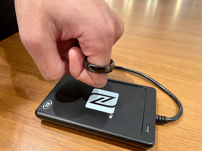 EVERING BLACK SILVER WHITE– EVERING STORE