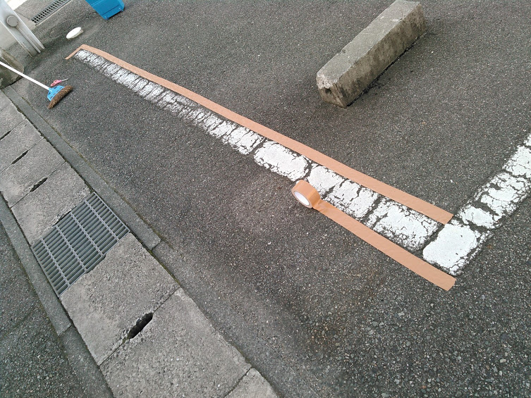 駐車場の白線の幅の寸法は？どんな材料がおすすめなの