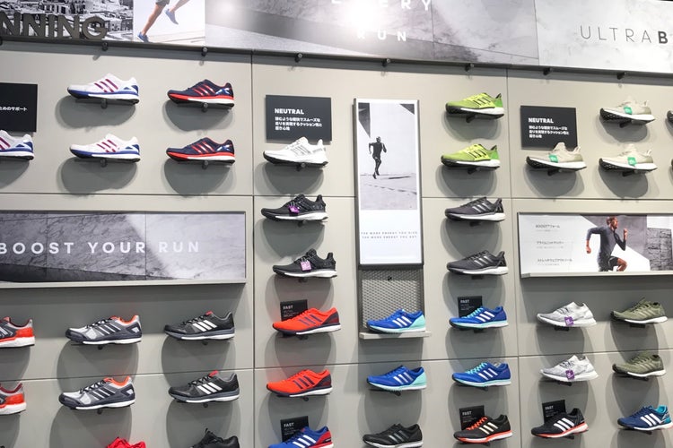 国内最大級面積「アディダス ブランドコア ストア新宿」が2024年4月26日 金 リニューアルオープン