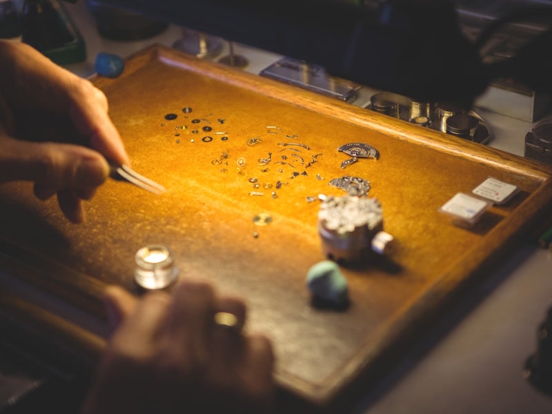 次世代の時計職人を育成する。「カルティエ ウォッチ メイカーズ オブ トゥモロー」賞高級腕時計専門誌クロノス日本版 webChronos