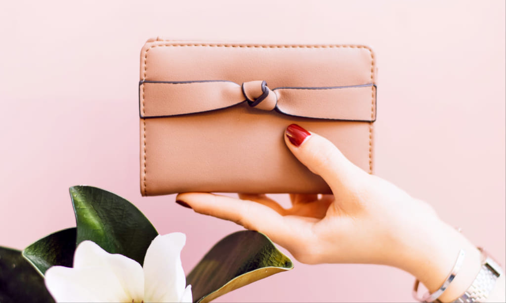 女子大生のリアル事情 求めるデザイン、こだわりは何？みんなの愛用のお財布を教えちゃいます♡ - isuta イスタ-私の“好き”にウソをつかない