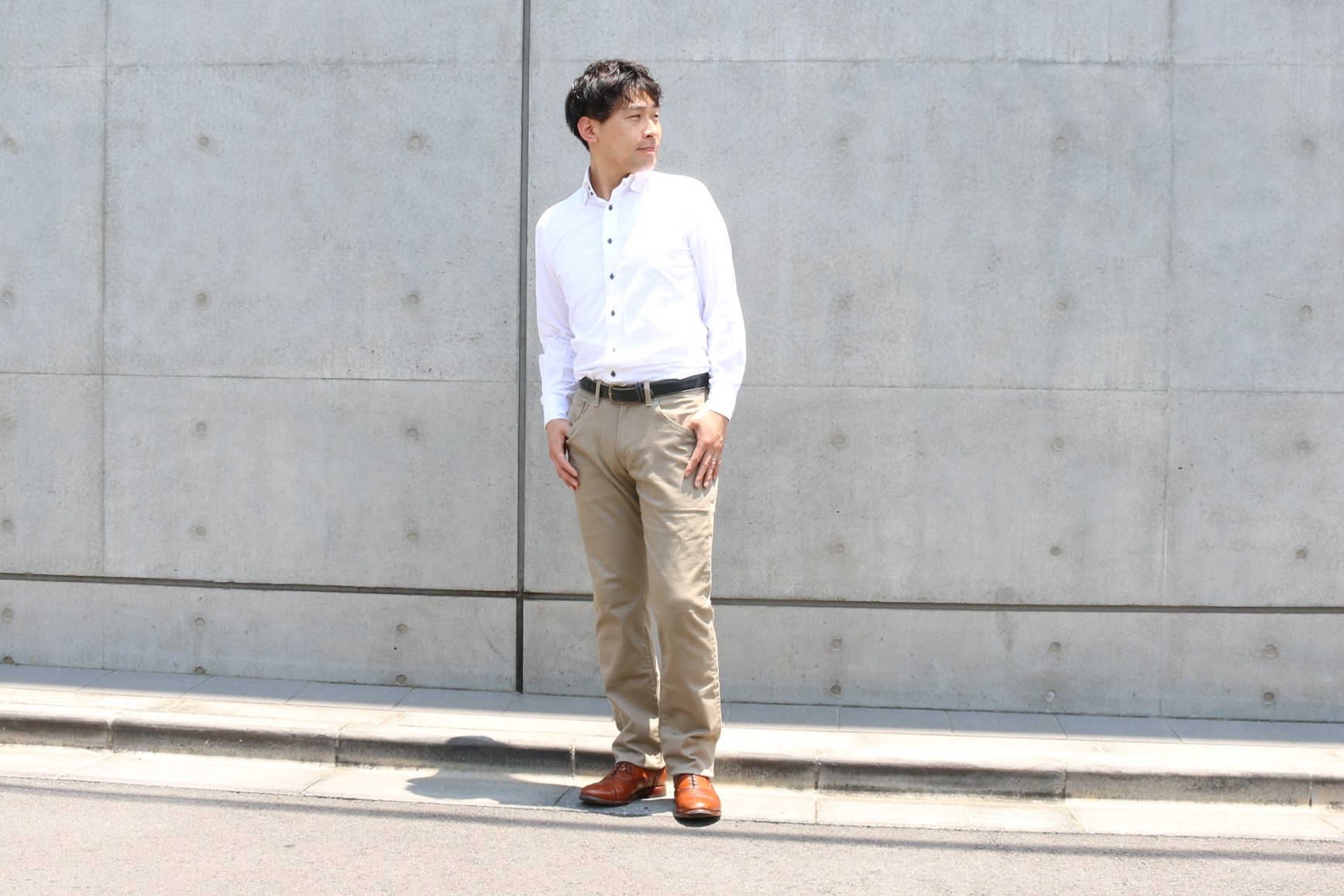 男性の夏のビジネスカジュアルコーデ集！着こなし方や注意点を紹介 - ENJOY ORDER Magazine