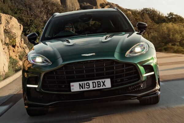 世界で最も美しい英国製のオープンカーが誕生 舵オンライン │ 船遊びの情報サイト