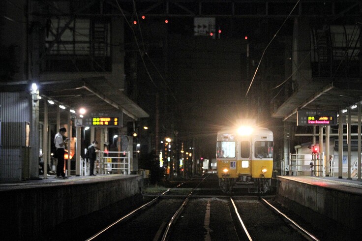 西鉄電車100年】実家の敷地に「200形」車両 床は木製・つり革に当時の広告 当時の鉄道少年は次の100年に思いをはせる