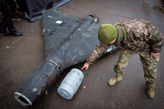 コラム：「ドローン戦」全盛、最新鋭ハイテク兵器もすぐに時代遅れにロイタ