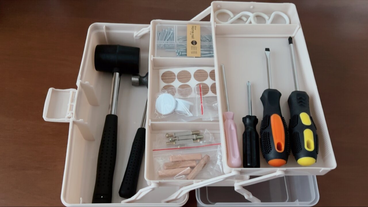 ダイソー ＤＩＹ必須アイテム!!機能性抜群の『工具箱』の商品紹介