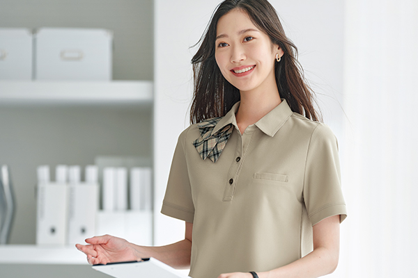ビジネスシーンで活躍！レディースポロシャツの選び方とおすすめを紹介ラクスル アパレル・ユニフォーム