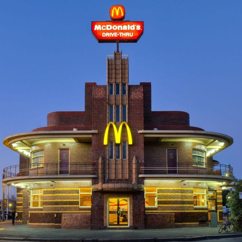 マクドナルドの第1号店はどこにある？ここでしか食べられない絶品アップルパイの秘密@DIME アットダイム