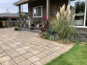 外構工事 インターロッキング ランドプラン - 札幌エクステリア・カーポート専門店 ランドプラン プランニングから施工まで自社社員による設計と施工です