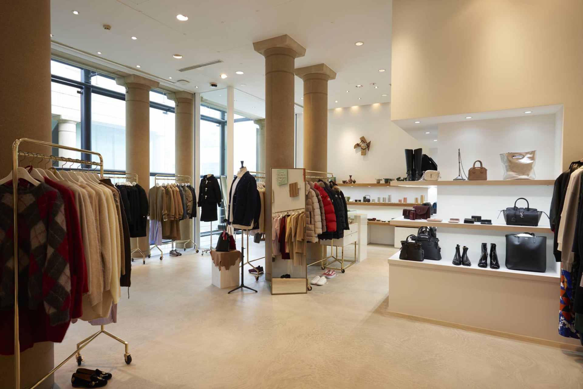 表参道・青山・原宿エリアの婦人服 レディースショップ情報ワンピース、スカート、スーツ、ニットetc表参道＆青山インフォメーション