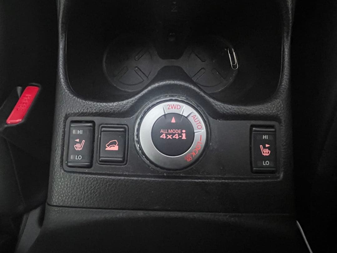 ＪＲ有楽町駅近くの晴海通りを、安倍晋三首相と ：世界の首脳の専用車 写真特集：時事ドットコム