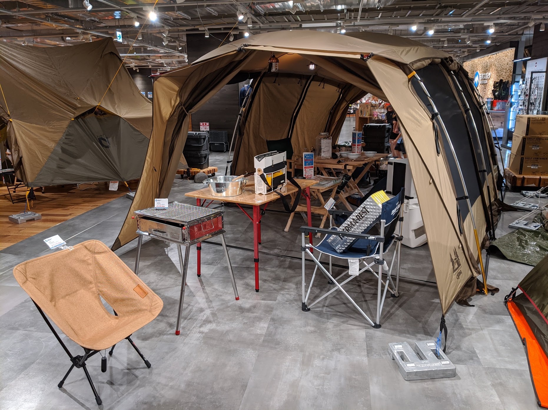 ファミリーテントで迷った末にogawaのアポロンを購入