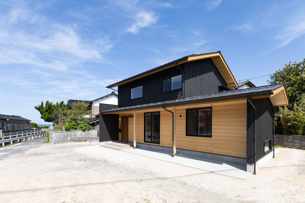 ご家族の元気な笑い声が響く インナーガレージのある住まい施工事例 ヒノケン宮城県の新築注文住宅・リノベーション高断熱高気密・ZEHの家を建てる工務店