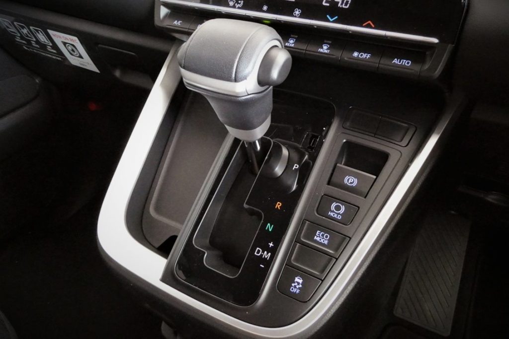 N」や「B」って何？シフトレバーの使い方！Eco Drive Auto Sales & Repair