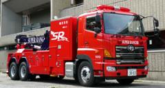 三菱ふそう、工場内輸送に自動けん引車 実験を公開 - 日本経済新聞