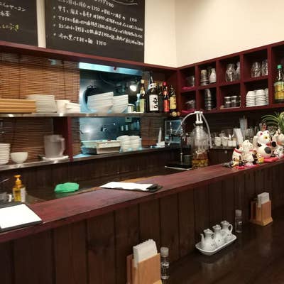 こだわりの担々麺はお酢が決め手。国分寺『楓凛』の、スープをすくう手が止まらない一杯｜さんたつ by 散歩の達人