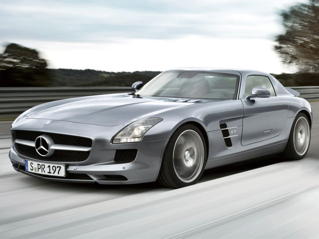 蜜月の関係が生んだスーパーカー「メルセデス・ベンツ SLR マクラーレン」 - AUTO BILD JAPAN Web アウトビルトジャパンウェブ世界最大級のクルマ情報サイト