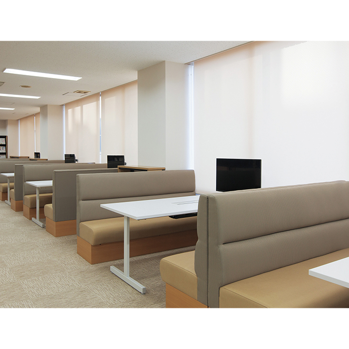 会議室不足はファミレス席追加で解決！ 初心者でもプロっぽくできるオフィスレイアウト 第2回オフィスづくりのコツ アスクル みんなの仕事場