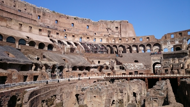 ローマ帝国と土木コンクリートの歴史美術作家情報2016〜2018