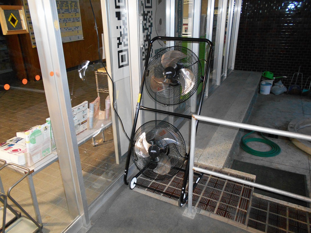 楽天市場最終売尽しKODEN 広電 風洞型送風機 KFZ602 KFZ752 KFZ1002 各3種類 風洞扇 工業扇 扇風機 大きい 業務用業務用乾燥 業務用扇風機 大型扇風機 サーキュレーター 循環扇 循環機 空気循環 強力 大型 ファン 床置き型 節電 店舗 コンビニ 入り口 空調換気