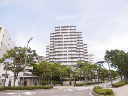 ホームズ ヴィオス西神5番館 6階の建物情報兵庫県神戸市西区井吹台東町1丁目4