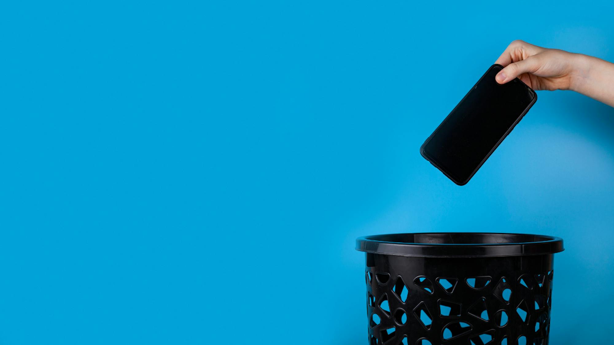 不要スマホ・タブレットの無料回収 先着順でご使用中の端末を無料ガラスコーティング日本PCサービス株式会社