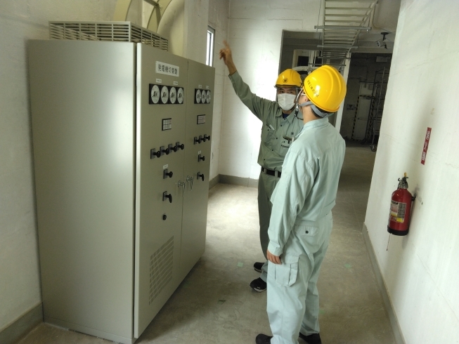 帯電防止と反射で安全性の高い作業服へモデルチェンジお客様事例ユニフォームネット