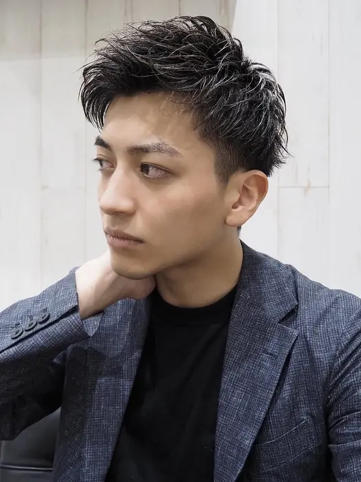 刈り上げなしメンズパーマ丸型×ミディアムの30代-40代におすすめ