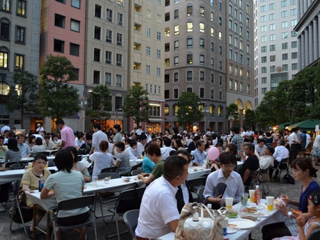 汐留駅5分1F路面 展示会や撮影に最適な汐留イタリア街のおしゃれな広々路面スペース - ショップカウンタ