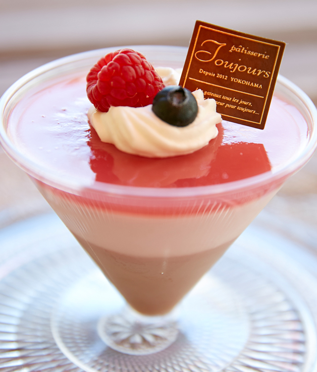 ストロベリーフラペチーノ🍓 🍓の味が少ないかな。