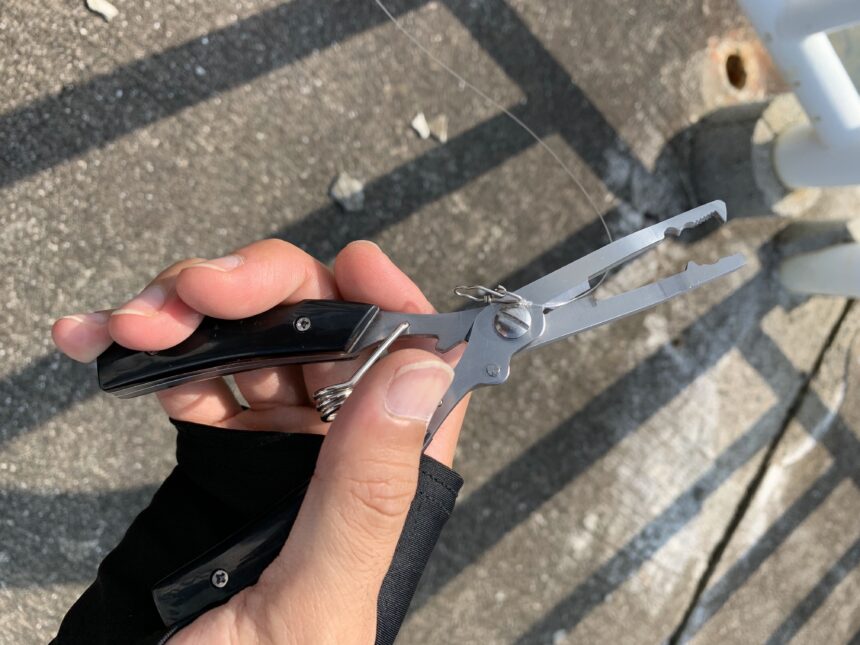 ダイソーの500円フィッシングプライヤーを買ってみた！7in1で魚の下処理にも使える！いろいろやってみる