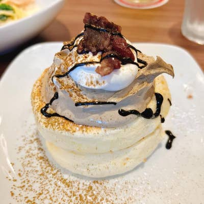 明日25日は5のつく日で スタンプ2倍Dayー♪通常500円で1個のスタンプが5日・15日・25日 は500円でスタンプ2個押しちゃいます！ スタンプを10個貯めると→250円相当のクッキー🍪＆コーヒードリップバック☕プレゼント！さらにスタンプが20個になると→500円分