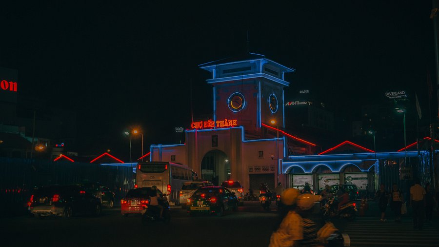 ベンタイン市場 - ホーチミンの象徴！観光には絶対欠かせないスポット - ショッピング・センター、デパートホーチミン観光情報ガイド