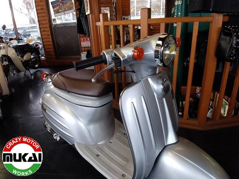 マロッシが気になる今日この頃・ ヴェルデ再燃ただレトロ風スクーターに乗り続けたいだけ