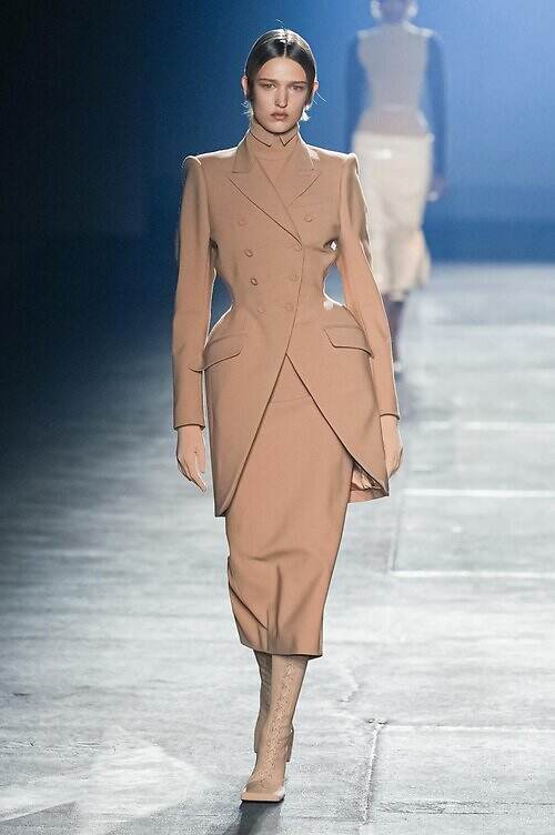 ティエリー・ミュグレー エンジェル ザ スウィート ブティック コレクターアイテム 廃盤 ティエリー・ミュグレー オードパルファム 5 ml -Etsy 日本