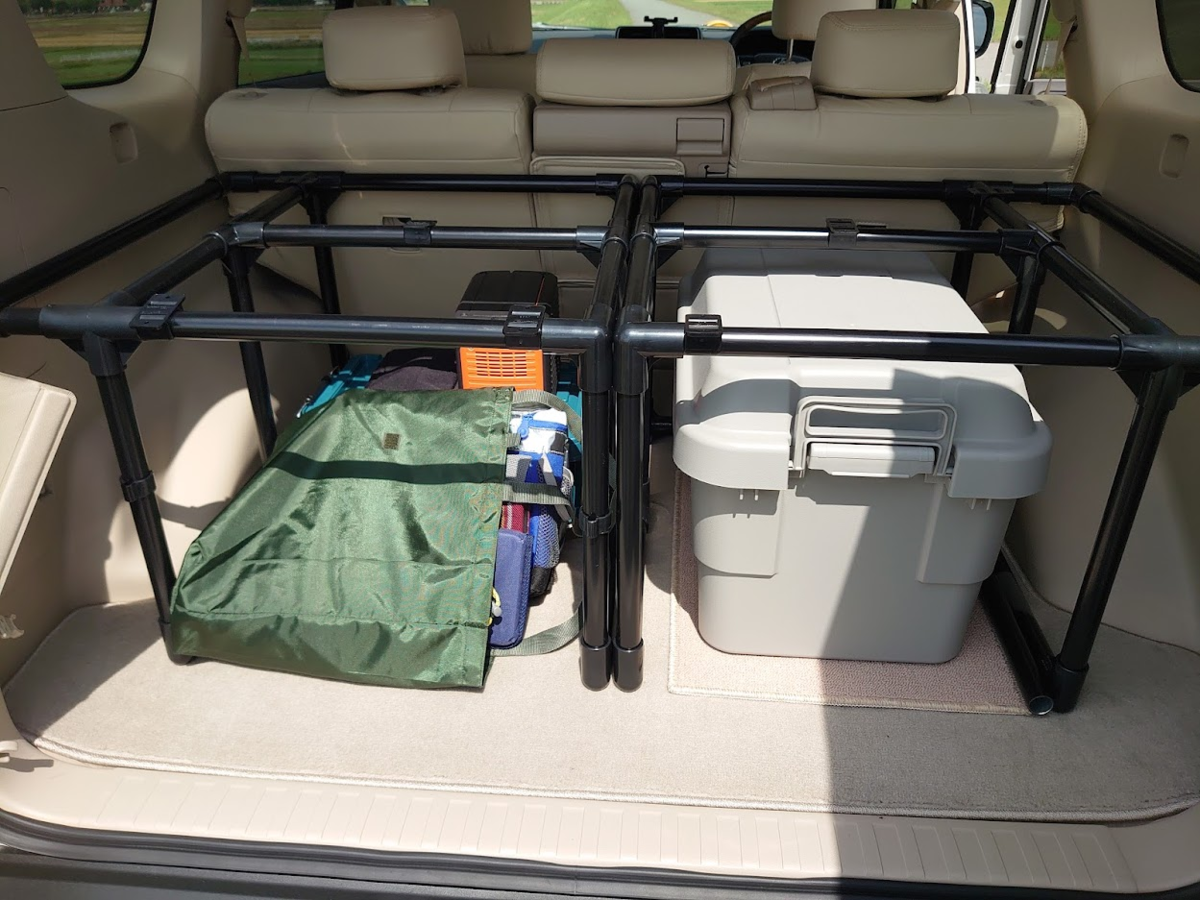 DIY イレクターパイプを使って、超簡単！最安で！車の棚作ってみた！制作時間１０分！ - YouTube