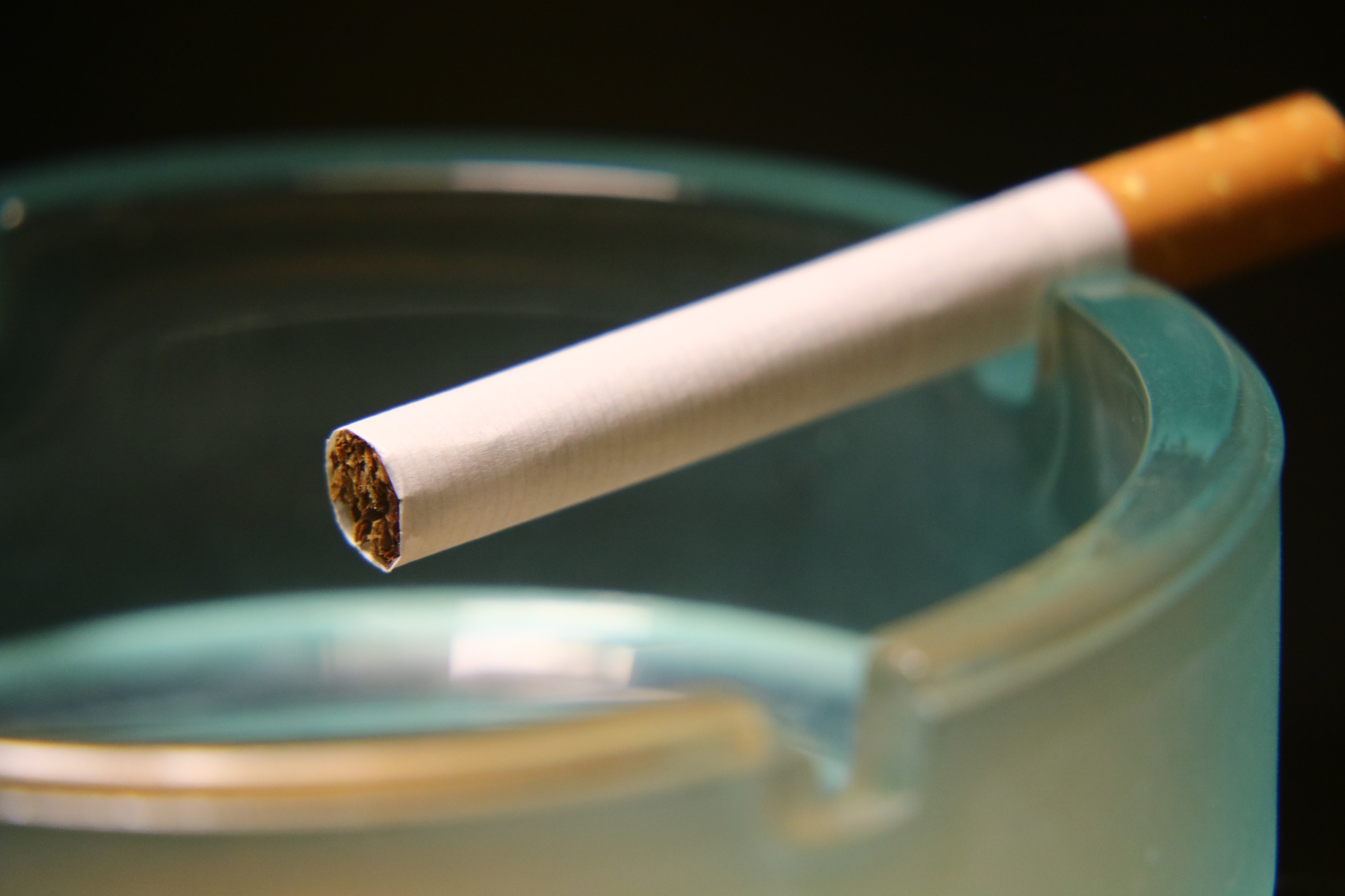 韓国のタバコ文化慣習・生活文化・住まい韓国文化と生活韓国旅行「コネスト」