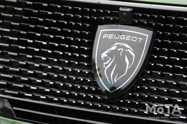 鳥や翼をモチーフにしているエンブレムの車を紹介！CARTUNEマガジン