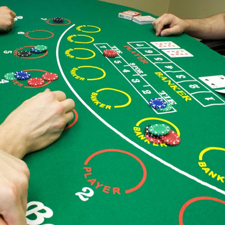 カジノ テーブル ブラック ジャック テーブル カードをプレイするための準備。の写真素材・画像素材 Image 53843920