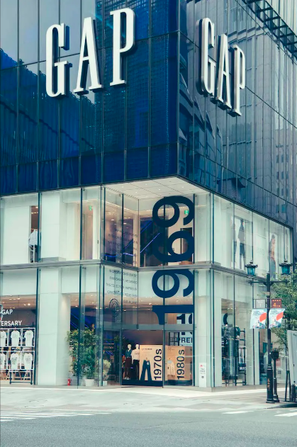 ギャップ」が銀座の旗艦店を7月末で閉店 - WWDJAPAN