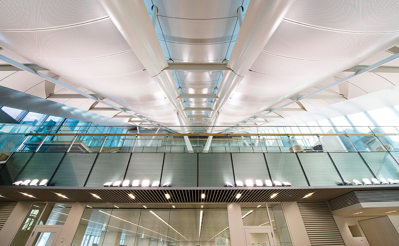 独自 スタンレー電気の年収は平均641万円！役職別給与も解説