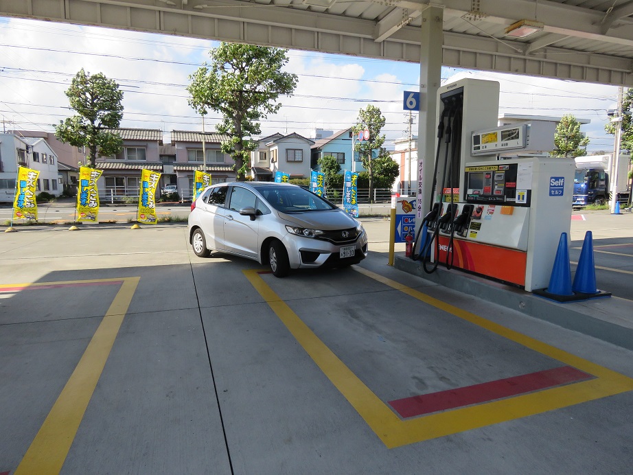 ガソリンスタンドの支払いもQRコード決済で！ 利用手順やメリットを解説