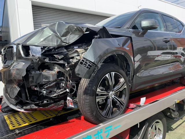 VOLVO vs Audi VOLVOの衝突安全性能 ココがすごい