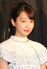 あの女優さんに似てるって分かるはず!!元気なチアダンスサークルLUMINASのくるみ!｜立教大学｜誰に似てる？｜CAMPUS GRAFFITI