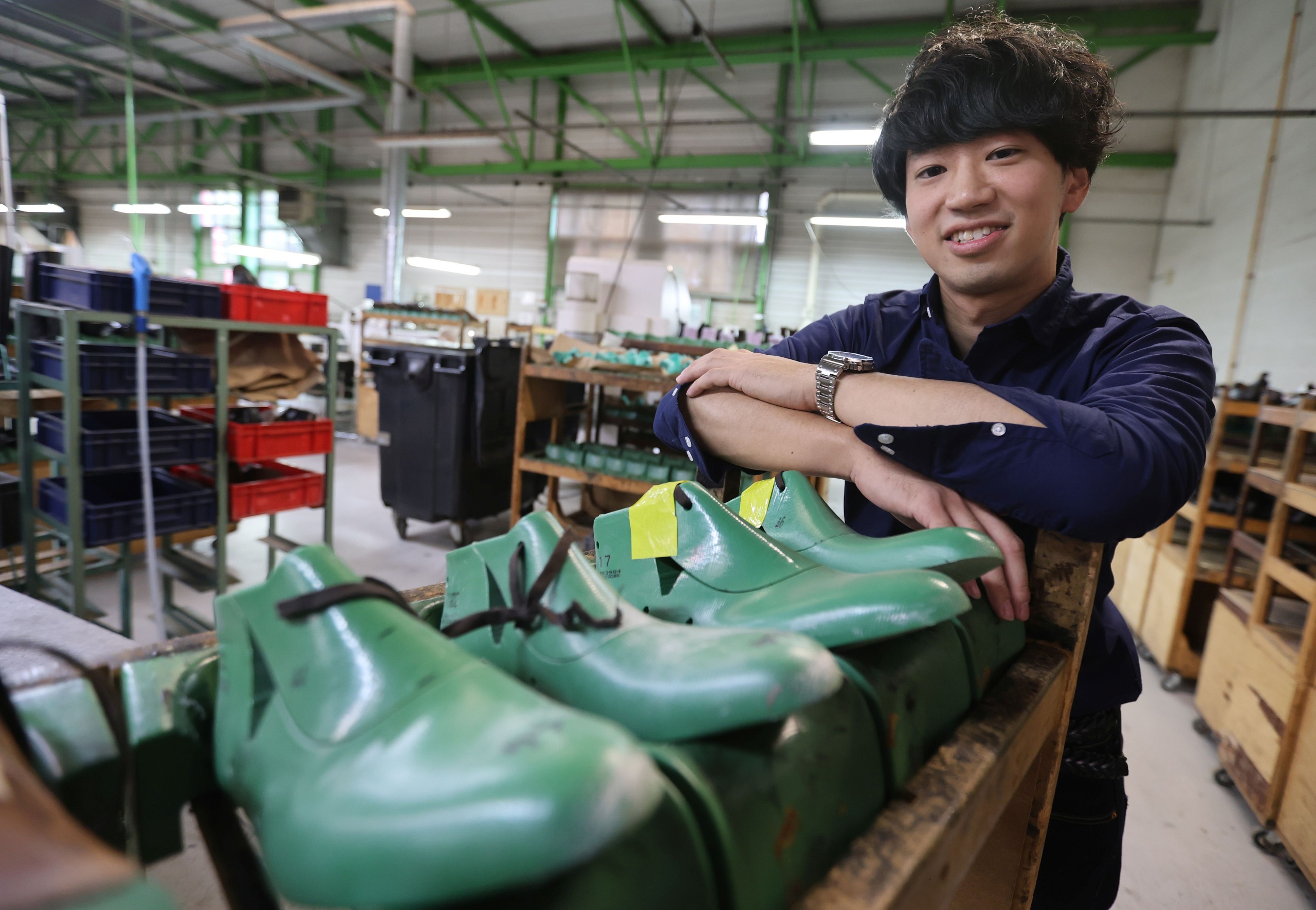 アパレル店で役立つ英語フレーズ１５選と海外接客のヒント 靴の販売編– フォーシーズインターナショナル