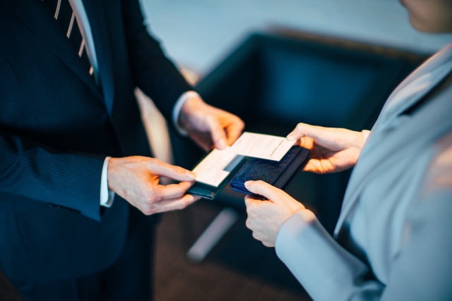 管理職・役員向けメンズ名刺入れ！上質素材でおしゃれなおすすめランキングキテミヨ-kitemiyo