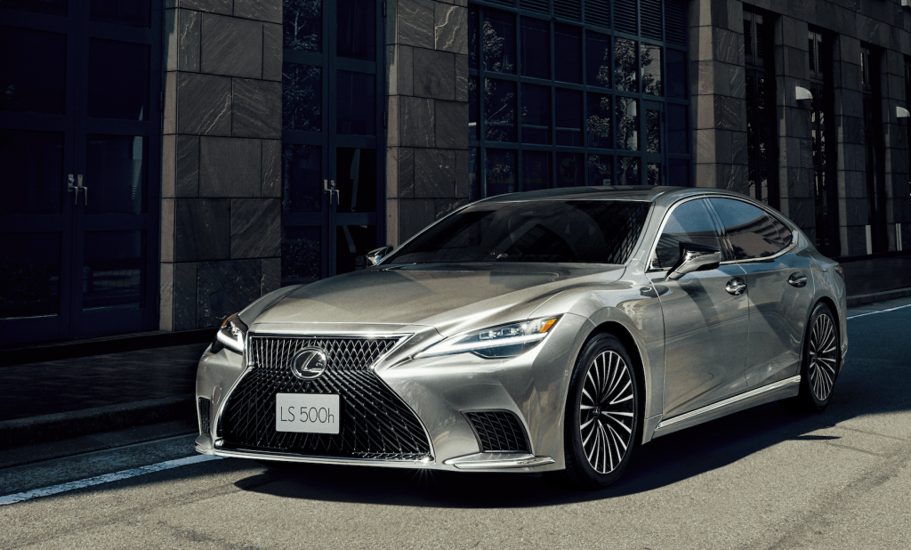 かっこいいセダン」ランキング プロに聞いた4つの流儀とおすすめの11台車の選び方ガイドならオートナビガイド